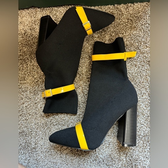 Public Desire yellow strap Sock Booties size 8 - Picture 1 of 7
